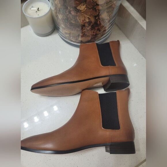 J. Crew Pull-on Leather Chelsea Boots New Size 7 - Picture 11 of 12